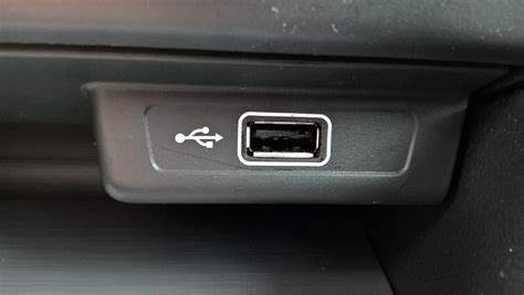 USB To AUX Adaptor Skoda Octavia Mk III 2013 2020 BRISKODA