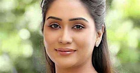 BANGLADESHI HOT MODEL ACTRESS Bangladeshi Model Actress Zakia Bari Momo Biography