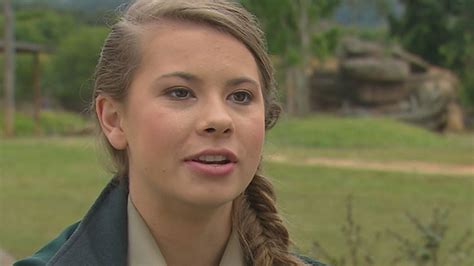 Bindi Irwin Pays Tribute To Her Crocodile Hunter Father 10 Years