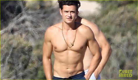 Orlando Bloom Goes Naked Paddle Boarding With Katy Perry Photo