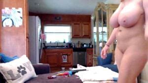 BUSTYを視聴 Busty Wanking Solo Porn SpankBang