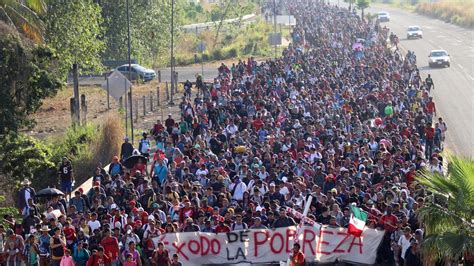 La Caravana Migrante Que Avanza En M Xico Hacia Eeuu Miles De Personas