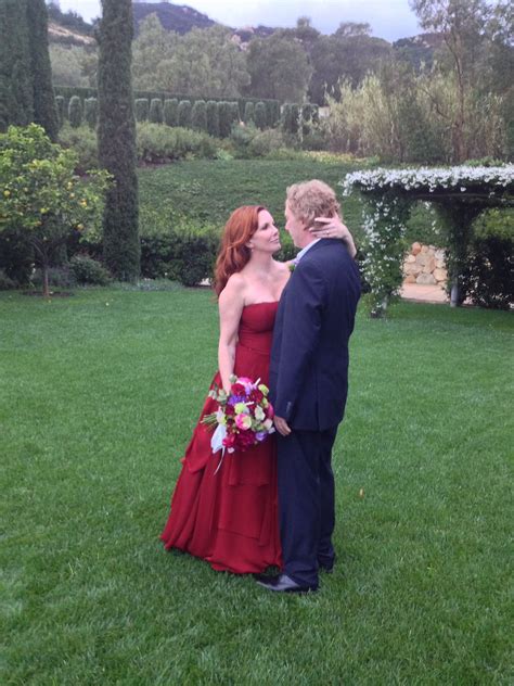 Melissa Gilbert Marries Timothy Busfield: See Her Red Wedding Dress ...