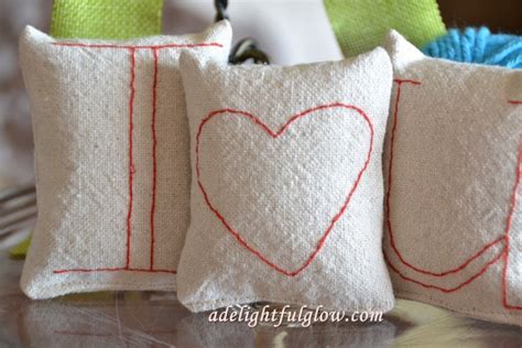 Miniature Pillows for Decor ⋆ A Delightful Glow