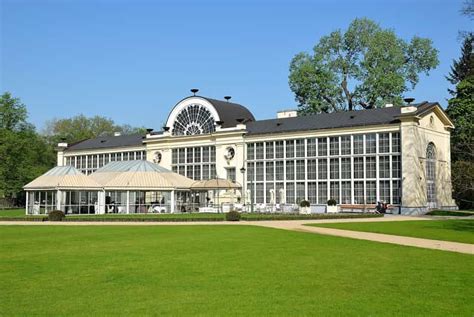 Museum Van De Opstand Van Warschau En Rondleiding Door Het Lazienki