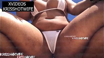 Kriss Hotwife En Micro Bikini Transparente En Bahia Beach XVIDEOS