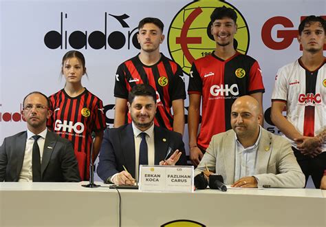 Eski Ehirspor Yeni Sezon Formalar N Tan Tt Sayfa