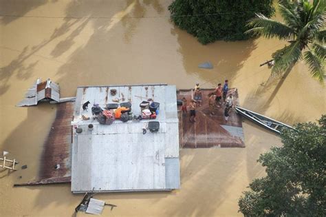 Filipinas Suben A 48 Los Muertos Por El Tifón Vamco En El Norte Del