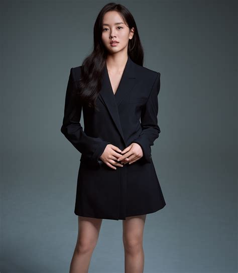 Kim So Hyun Is Dazzling In Profile Photos From New Agency - KpopHit ...