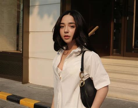 Nhan sắc xinh đẹp nóng bỏng của hot girl lai Tây 2sao