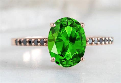 2 5ct Green Garnet Engagement Ring Vintage Tsavorite Garnet Etsy