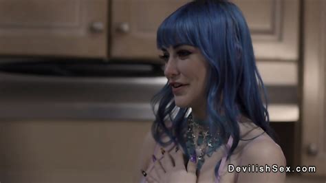 Blonde Babe Gets Fucked In Shaved Pussy In A Resort