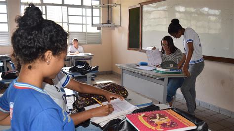 Estado promove mais de 22 mil professores da carreira do magistério