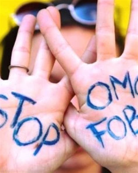 Medico Gay Perseguitato Dal Padre Che Voleva Spezzargli Le Dita Riconosciuto Il Danno Biologico