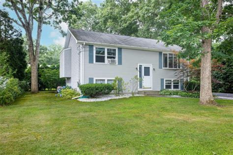 Barrington, RI Real Estate & Homes For Sale | RE/MAX