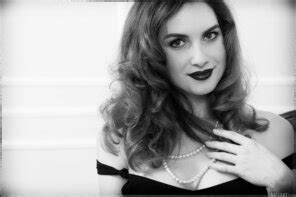 Amble Breasted Teen Guinevere MetArt Ecstasy In Monochrome Guinevere Huney High 0101 Porn Pic