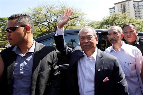 Muhyiddin Hadapi Pertuduhan Rasuah Rm Juta Ubah Wang Haram