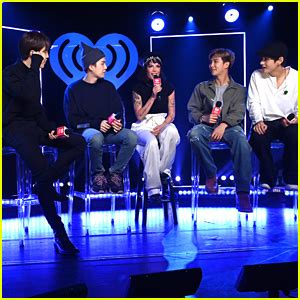 Halsey Joins Bts At Iheartradio Live Event Perform Boy With Luv