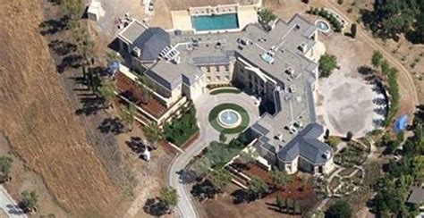 Haute Estates: Russian Billionaire Purchases $100 Million Dollar Home - Haute Residence ...