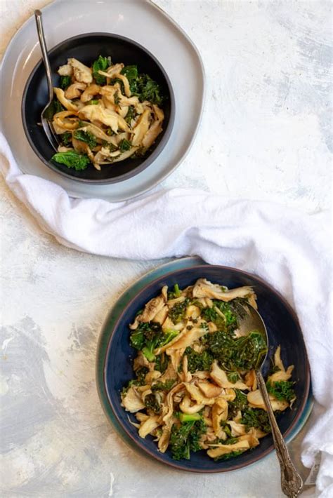 Mushroom Salad with Ginger Sesame Dressing - Champagne Tastes®