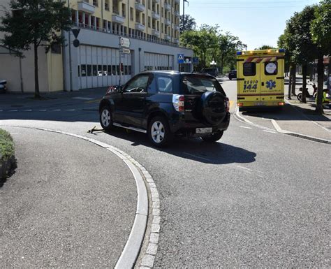 Rapperswil Jona J Hriger E Trottinettfahrer Bei Unfall Verletzt