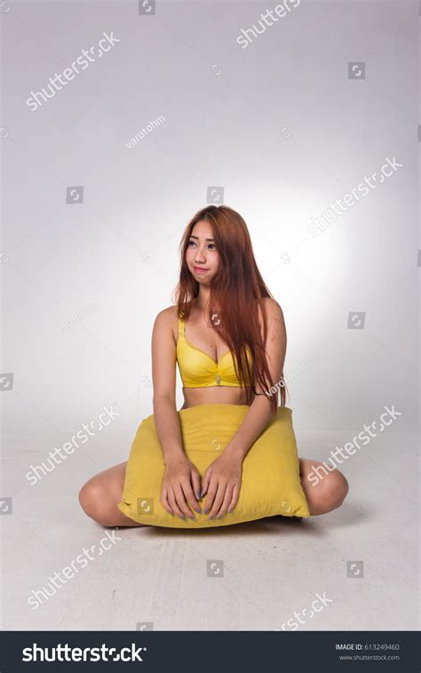 Sexy Asian Woman White Lingerie On库存照片 Shutterstock
