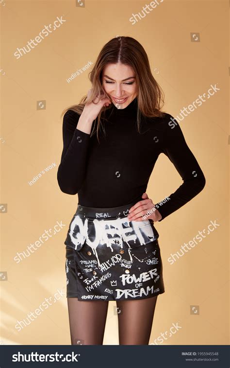 Sexy Fashion Model Brunette Hair Wear Stock Photo 1955945548 Shutterstock