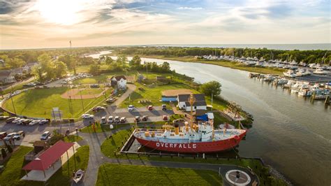 INCLEMENT WEATHER IMPACTS MARITIME DAY ACTIVITIES | Delaware River and