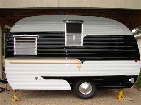 1000+ images about Vintage Campers on Pinterest | Canned ham, Vintage trailers and Trailers