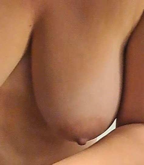 Icelandic Boobs Screenshot 20241007 063527 Gallery 2 Porn Pic