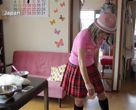 Under The Sea Rokudenashiko Vagina Selfie Artist Arrested For Sharing D Print Of Genitals