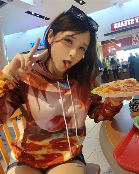 Hot Asian Ahegao Cathungry