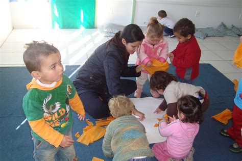 Escola Municipal De Educa O Infantil Rainha Do Mar Os Tr S Porquinhos