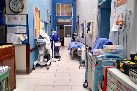 Huancayo infraestructura del hospital El Carmen no reúne condiciones