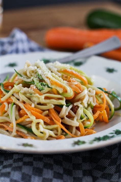 Zucchini Nudeln M Hren Nudeln Kochen Gem Se Geht Auch Als Pasta