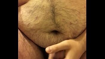 Gordita se masturba en el baño XVIDEOS