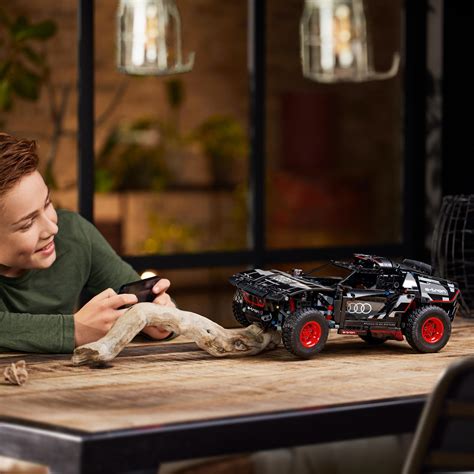 Buy LEGO Technic - Audi RS Q e-tron (42160)