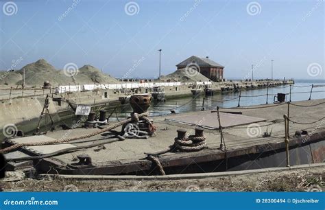 HUNTERS POINT NAVAL BASE, SAN FRANCISCO Stock Photo - Image of china ...