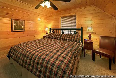 Pigeon Forge Cabin A Great Smoky Mountain Escape 5 Bedroom Sleeps 12