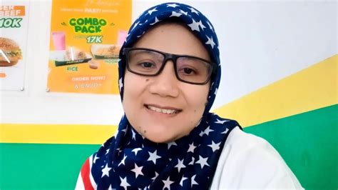 Gadis Michat Di Tasikmalaya Efek Pola Asuh Di Tengah Tsunami Informasi