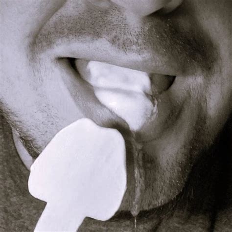 Aussie Gay Sucks Str Uber Driver In Back Of Car Subtitled Amateur Amateur Porn XHamster