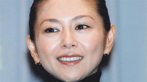 小泉今日子は「入籍・離婚・独立・不貞」すべて2月に発表した壮絶「芸能スキャンダル会見」秘史 Antenna アンテナ