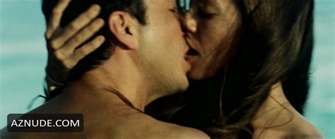 Natalia Cordova Buckley Nude Aznude