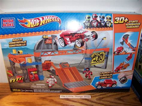 Mega Bloks Hot Wheels Super Stunt Test Facility
