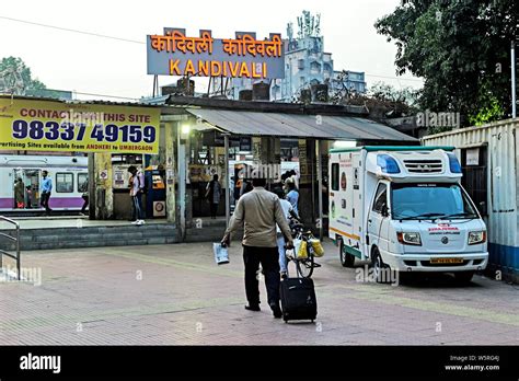 Kandivali Railway Station entrance Mumbai Maharashtra India Asia Stock Photo - Alamy