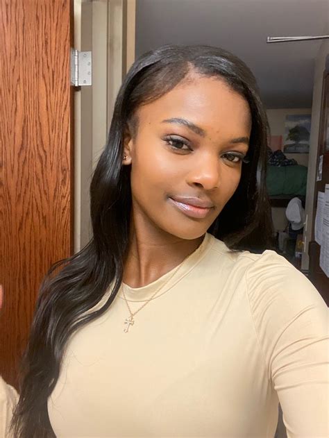 Simple Face Beat Nude Makeup Wispy Lashes Simple Face