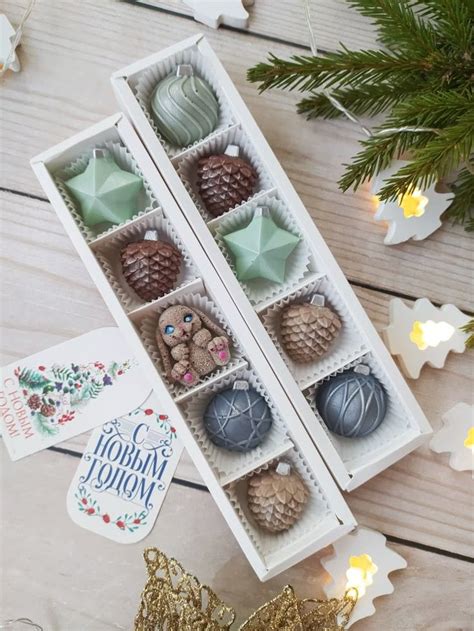 Новогодние игрушки из шоколада | Xmas cake, Christmas sugar cookies ...