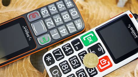 Nokia 105 и ещё 4 телефона для наших бабушек и дедушек