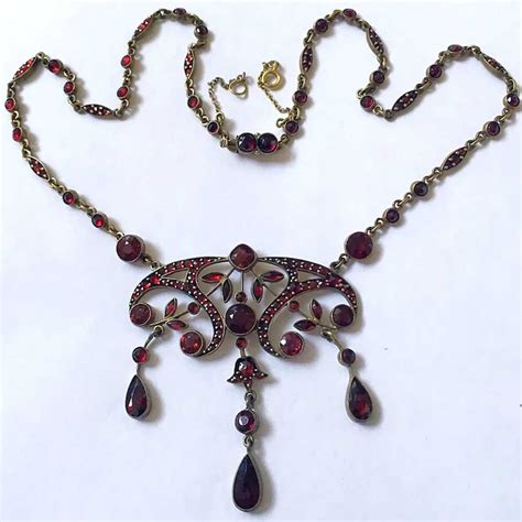 Antique Victorian Bohemian Garnet Necklace Jeweled Cl Gem