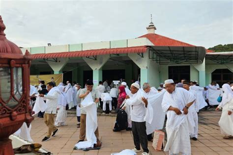embarkasi batam berangkatkan  calon haji mulai april mendatang